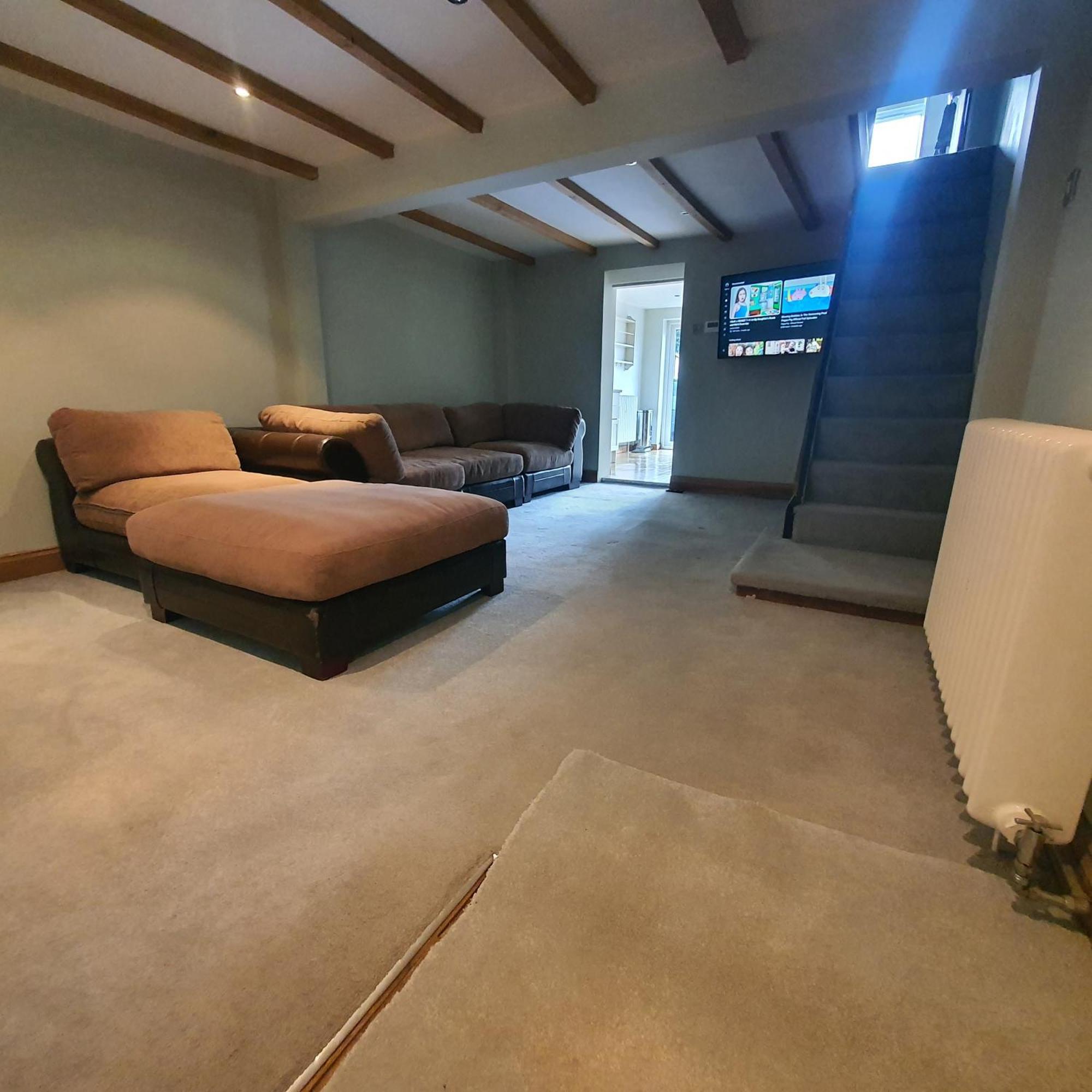 Beautiful And Cozy 2 Bedroom Apartment ビラリキー エクステリア 写真